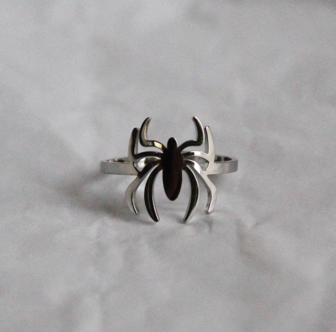 Spider INSPIRED ring – Cosmic Aether Jewellery